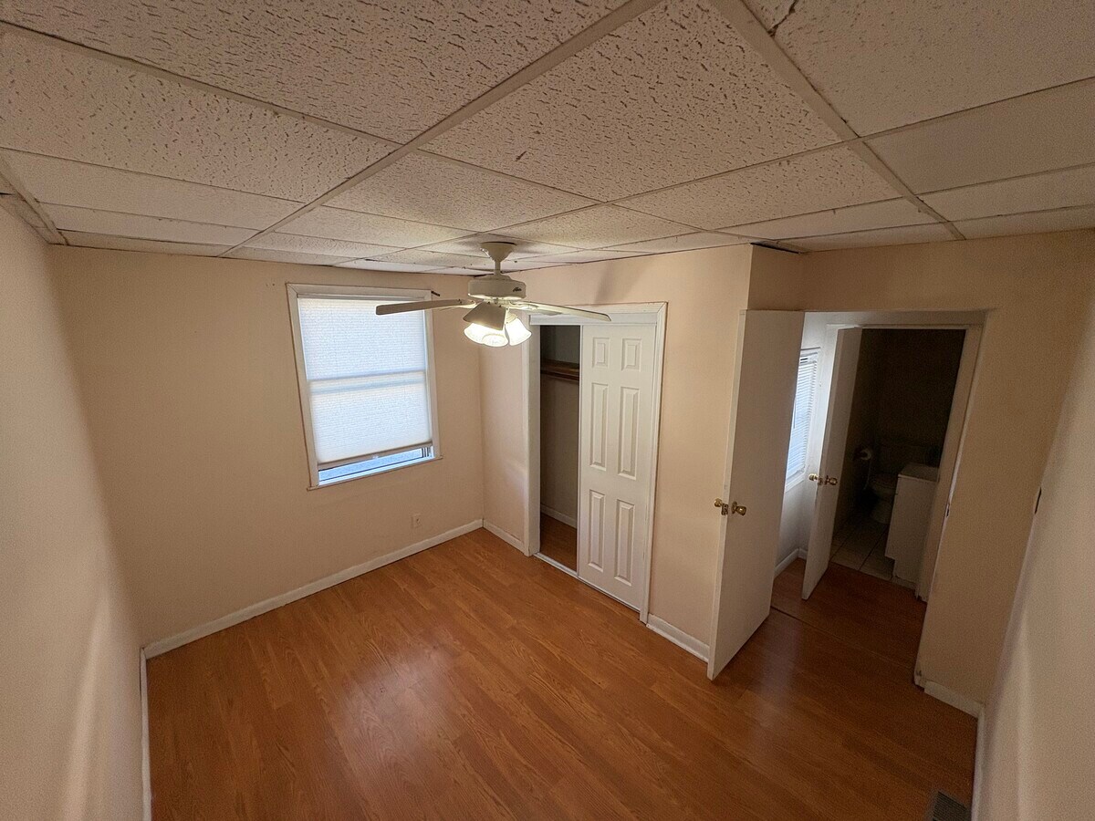 Photo - 522 Saddle River Rd Unit Fl 1 Apt 1