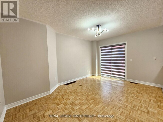 Photo - 83 Checkerberry Crescent