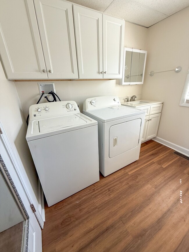 Photo - 621 Hamilton St