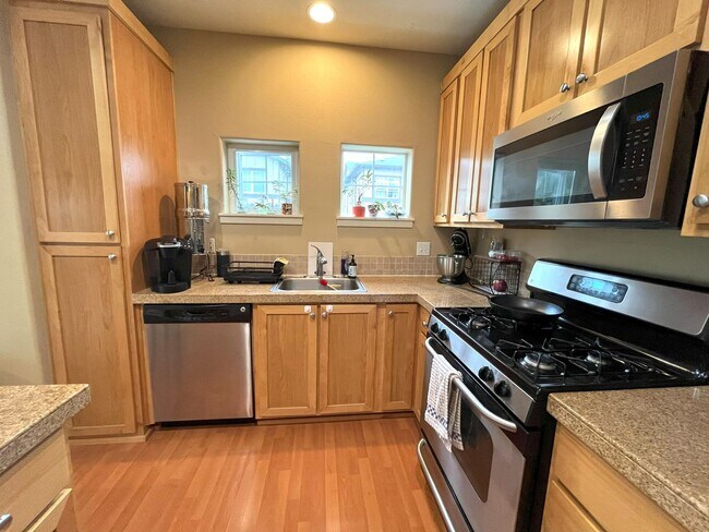 Photo - Charming 2-Bed Townhome in Sherwood with P...