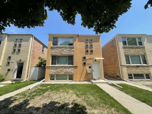 Building Photo - 2435 N 78th Ave Unit GN