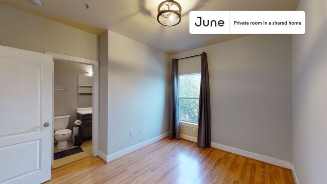 Photo - Room in Shared 4 bed/4 bath home Unit A