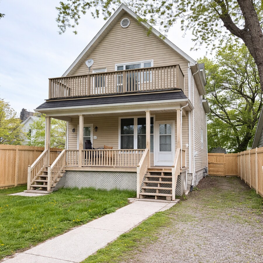 Photo - 178 Talfourd St