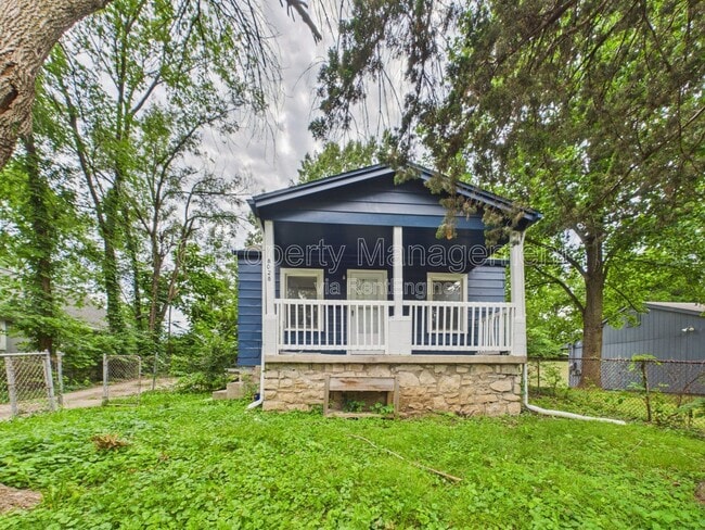 Building Photo - 8028 Montgall Ave