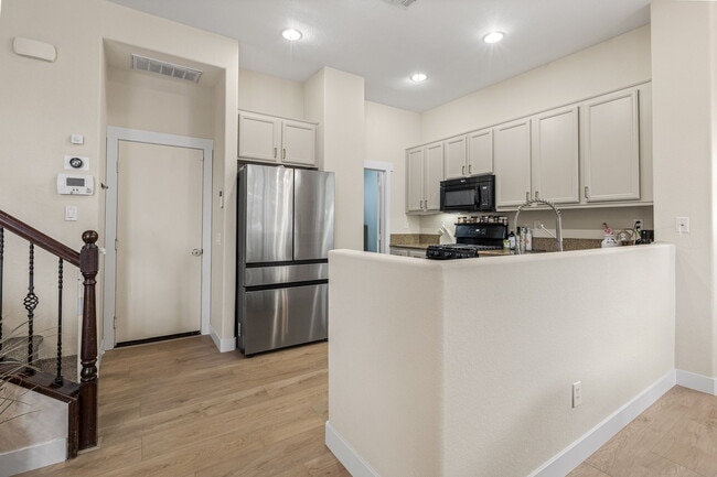 Photo - 1516 Caminito Santiago