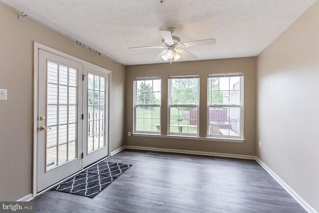 Photo - 5931 Autumn Spell