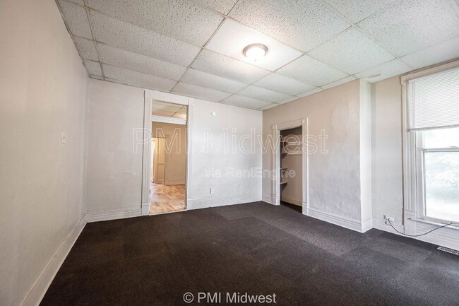 Photo - 632 S State St