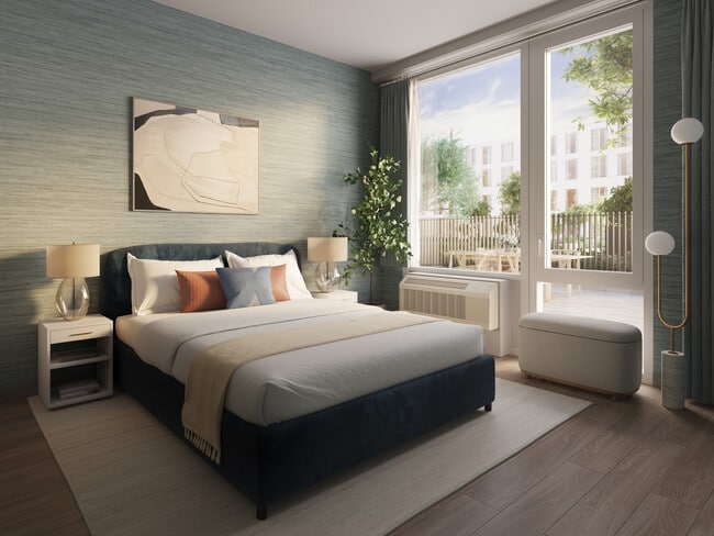 Photo - Hudson Piers