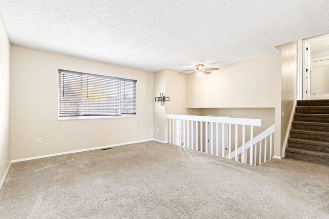 Photo - 1405 S Sierra Dr