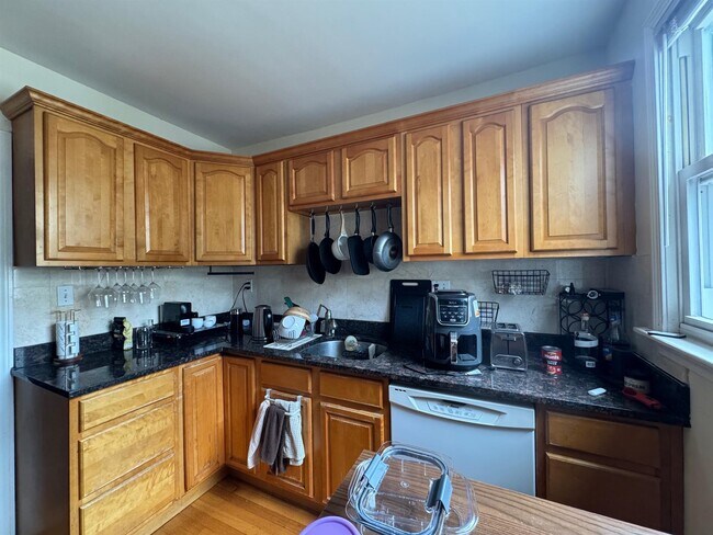 Photo - 33 Magnus Ave Unit 3