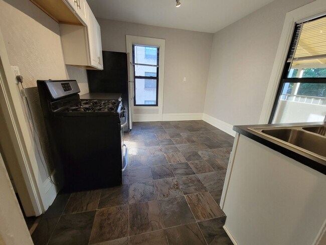 Photo - 3136 Lyndale Ave S Unidad 2