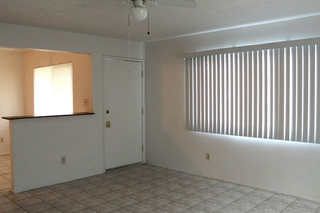 Photo - Cute Home for Rent South Bakersfield Cul De Sac