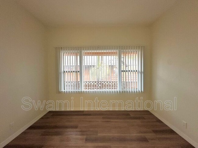 Photo - 1665 W 182nd St Unit #19