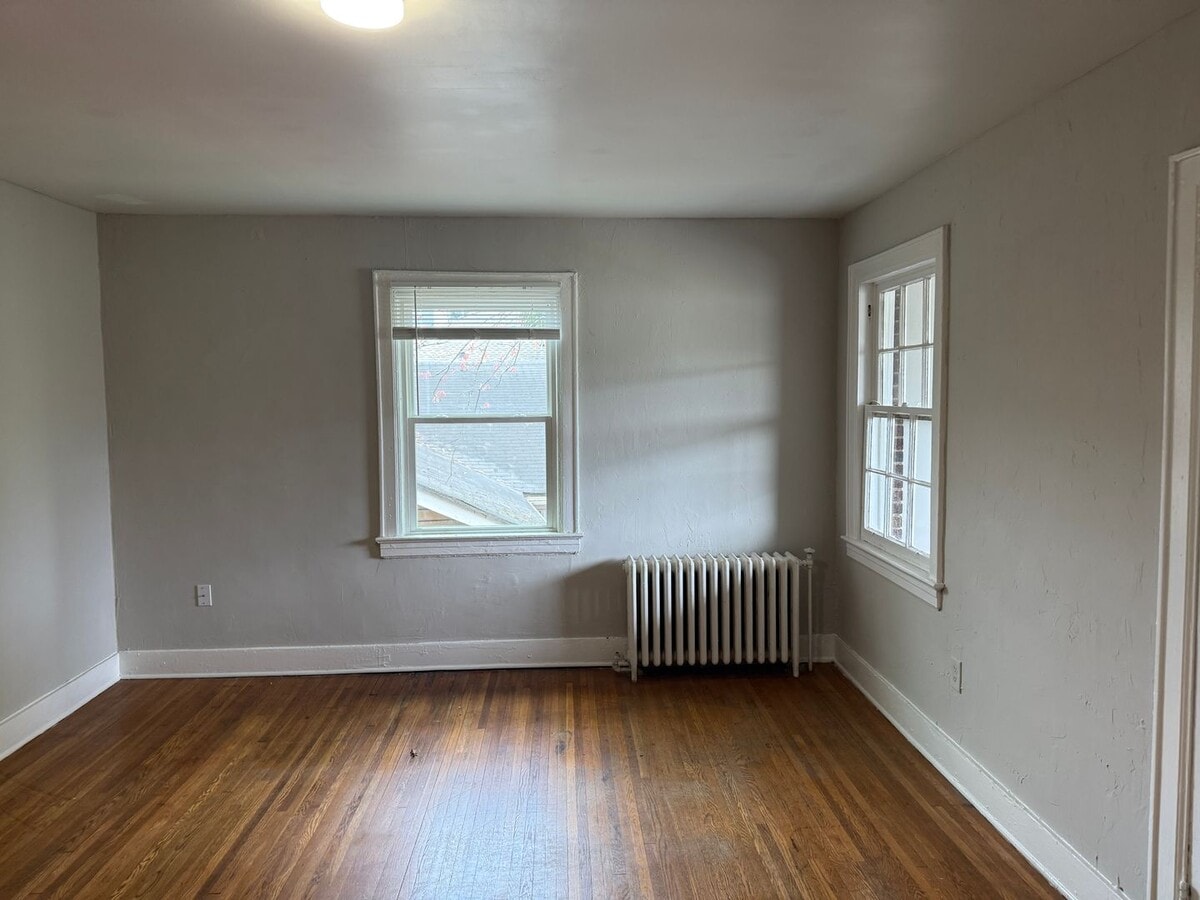 Photo - Adorable One Bedroom Apartment in Elizabeth!