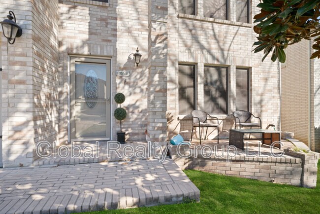 Photo - 11016 Forest Shower