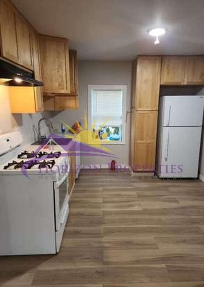 Photo - Remodeled 3 Bed 2 Bath 1,050 Sq Ft Oak Park Home