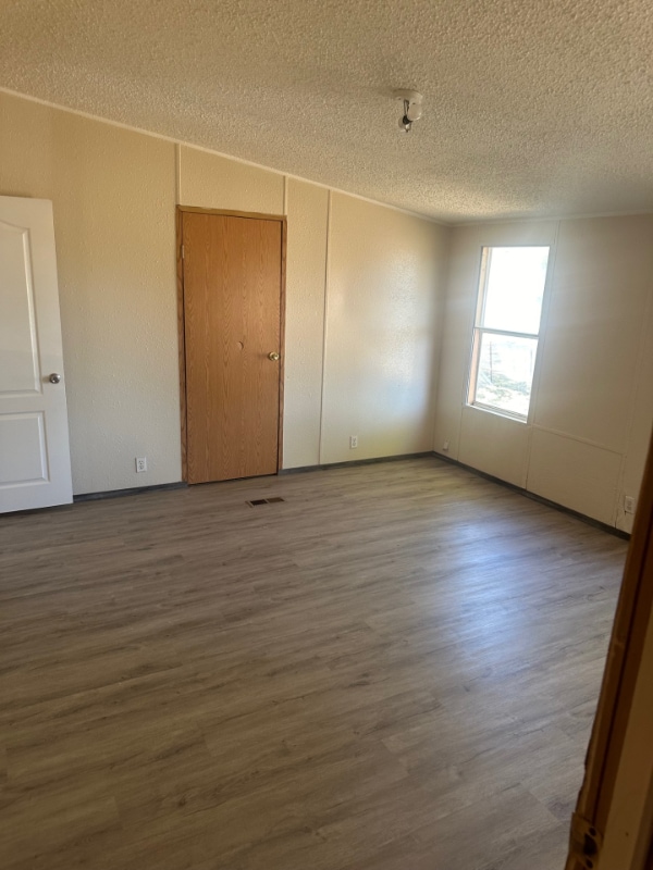 Photo - 237 Crescent Creek Ln