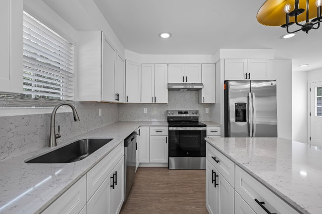 Photo - 244 Caroline Dr