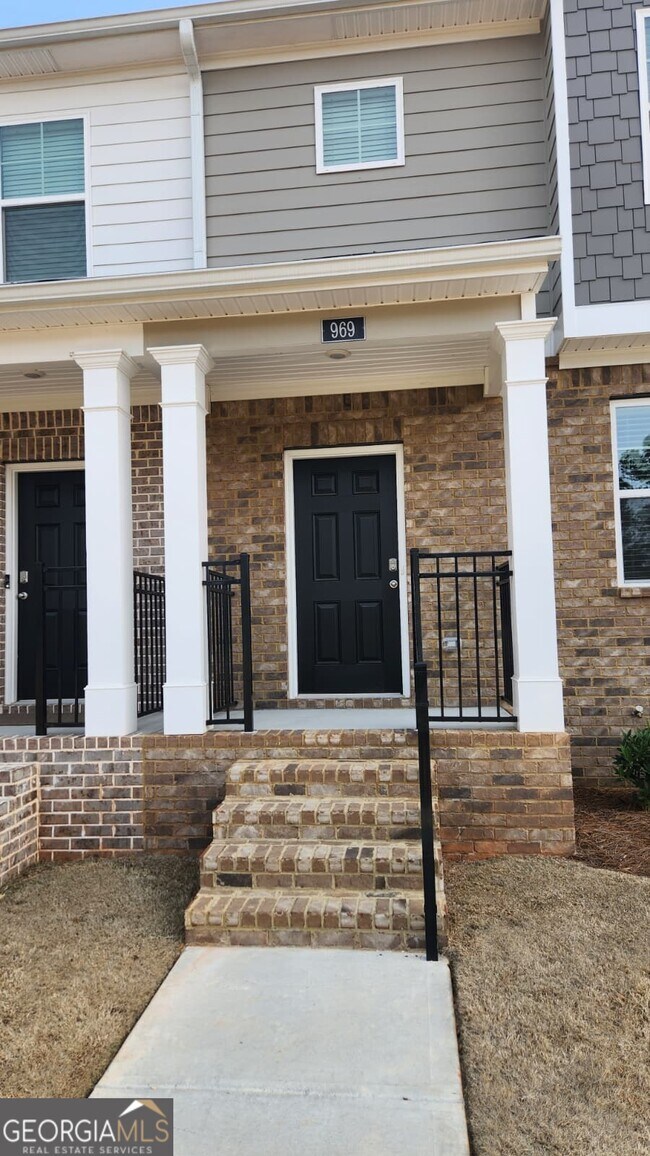 Photo - 969 Cades Walk