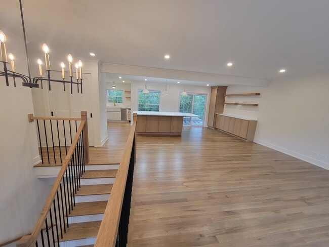Photo - 2S245 Mayfield Ln