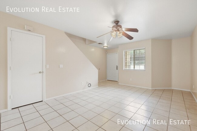 455 S Mesa Dr