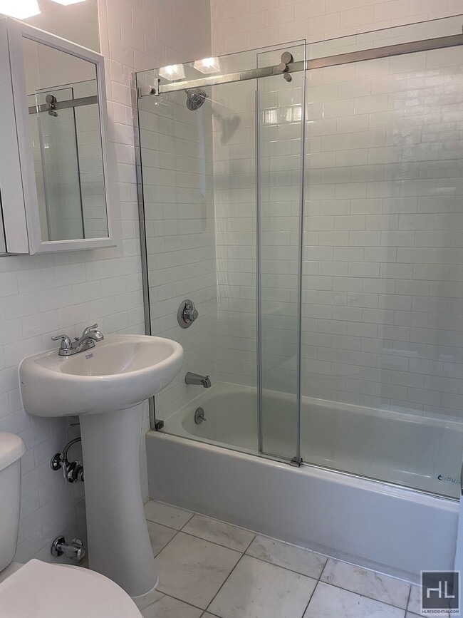 Photo - MOTT STREET Unit 1A