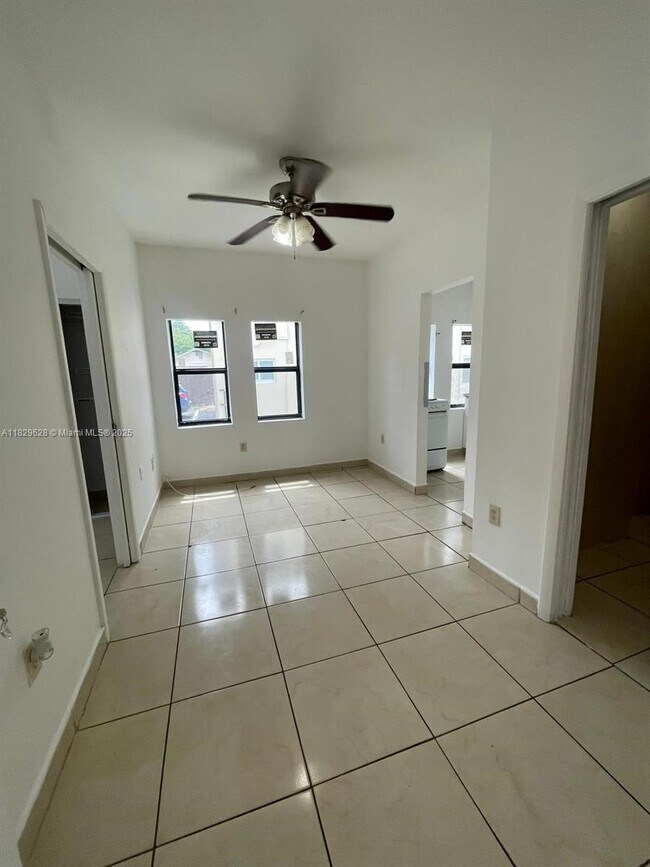 Photo - 1140 NW 4th St Apartment Unit 1