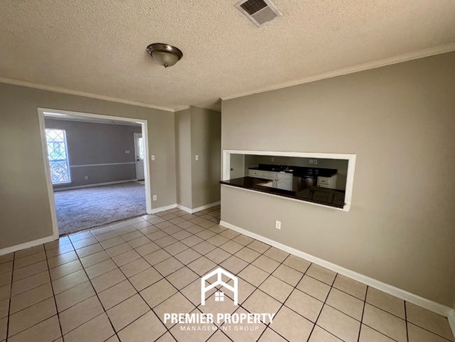 Photo - Move-In Ready 3BR Home in 38141 - Airy Living Spaces & Private Fenced Yard