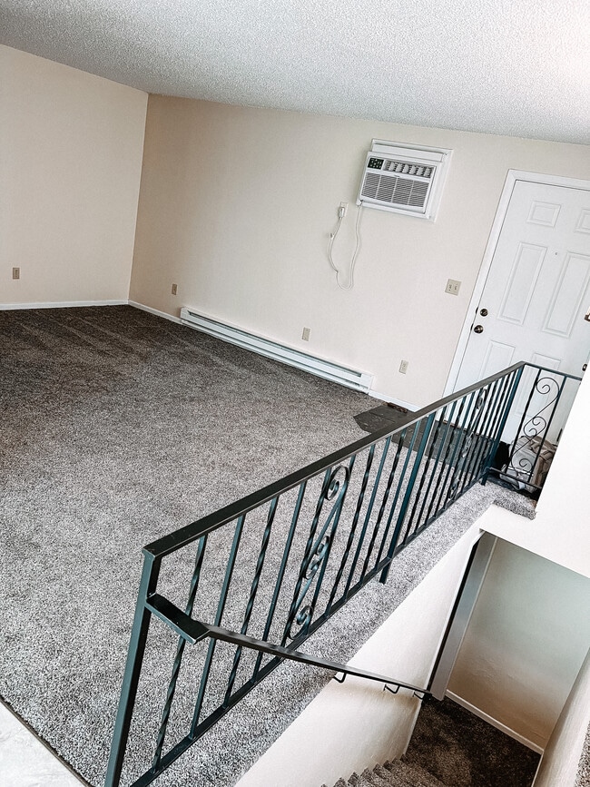 upstairs living room - 1734 E Liberty Ave Unit 1734