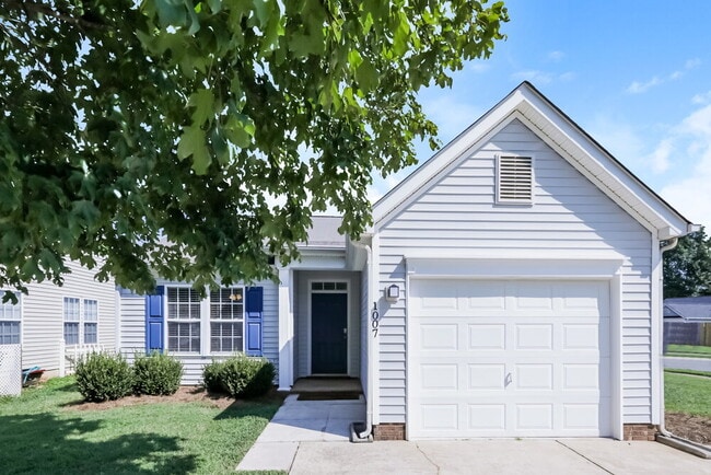 Building Photo - 1007 Kansas City Dr