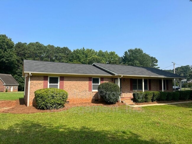 Photo - 760 Goudlock Rd