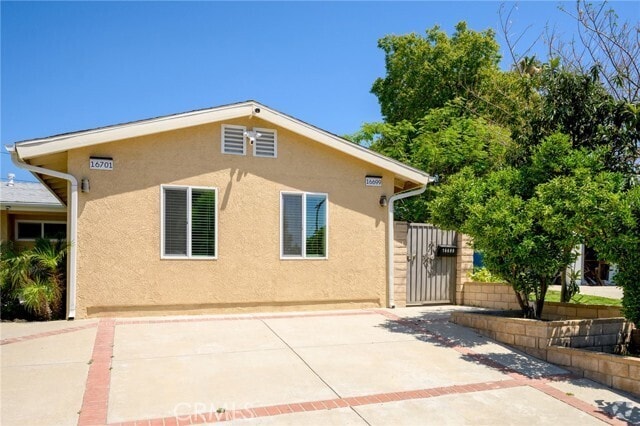 Building Photo - 16699 Itasca St Rental