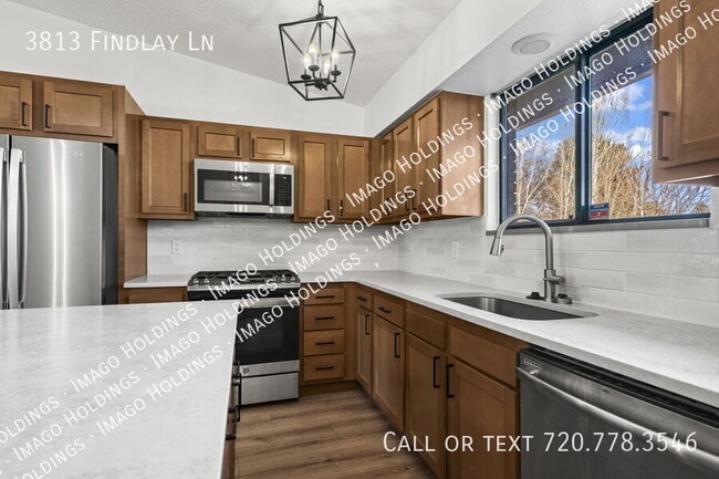 Photo - 3813 Findlay Ln