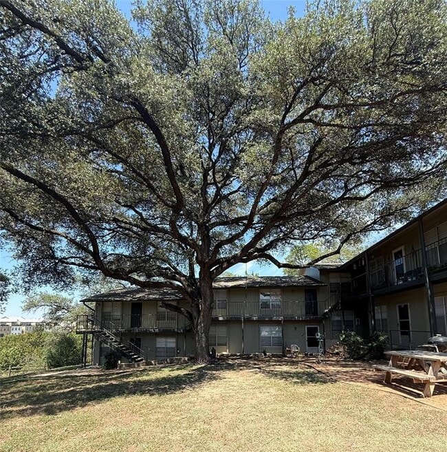 Building Photo - 509 Cedar Dr Unit 201 Rental