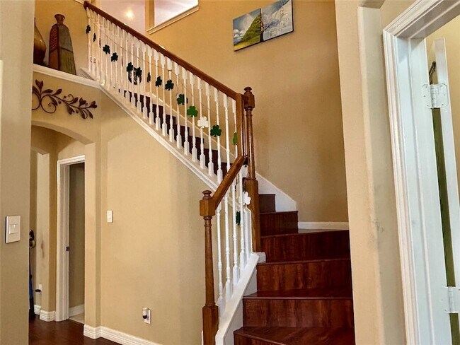 Photo - 5319 Lindenchase Casa