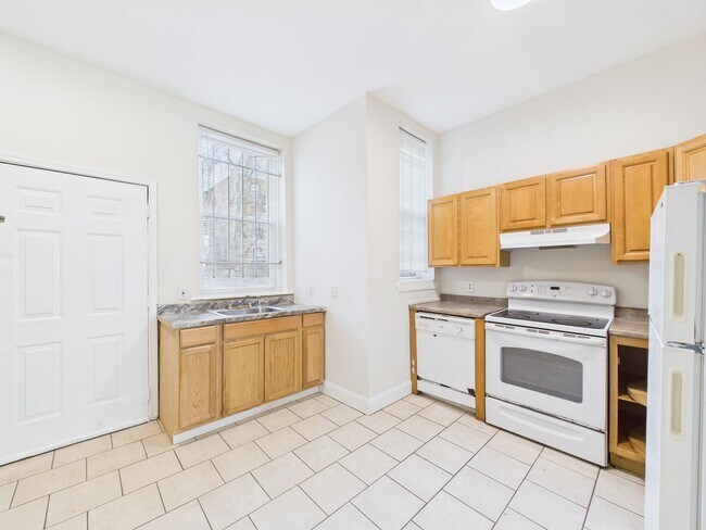 Photo - 1519 N Bouvier St