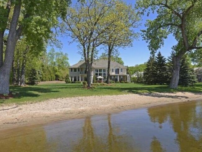 Building Photo - Amazing Minnetonka Lakefront Gated Estate - 170' Flat Shoreline, Sweeping Views, Sandy Beach