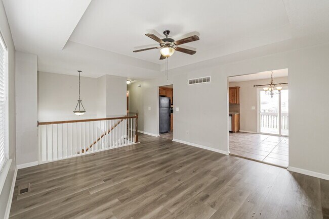 Photo - 708 Fall Creek Dr