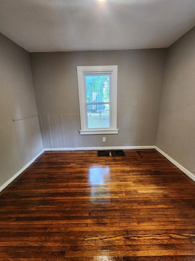 Photo - Three Bedroom Single Family Home!