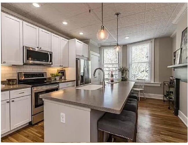 Photo - 1407 Vine St