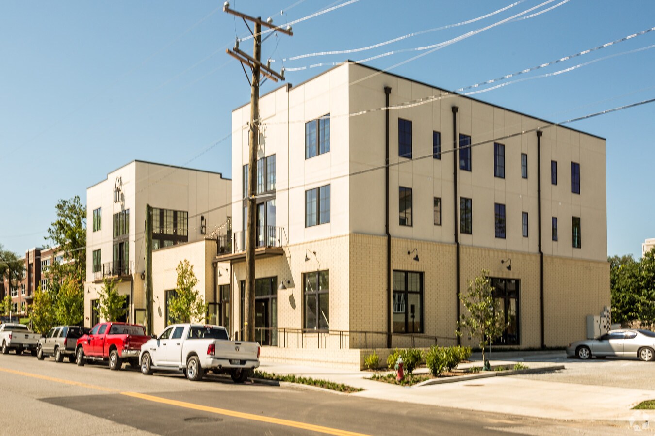 The Waverly - The Waverly Apartments