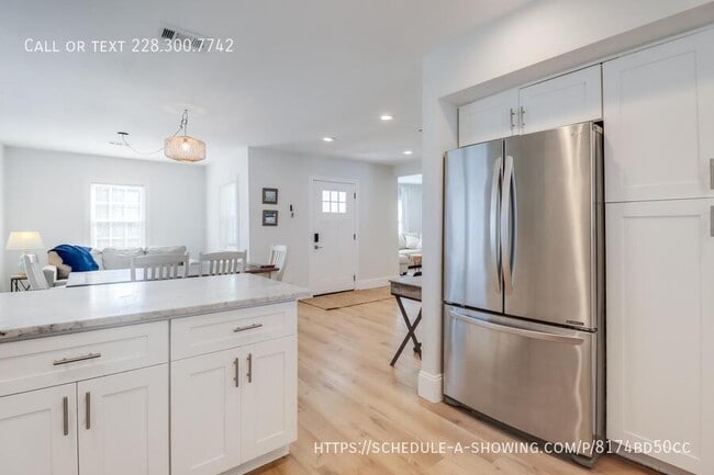 Photo - 187 Bilmarsan Dr