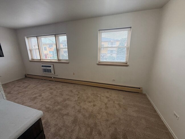 Photo - 3001 N Thatcher Ave