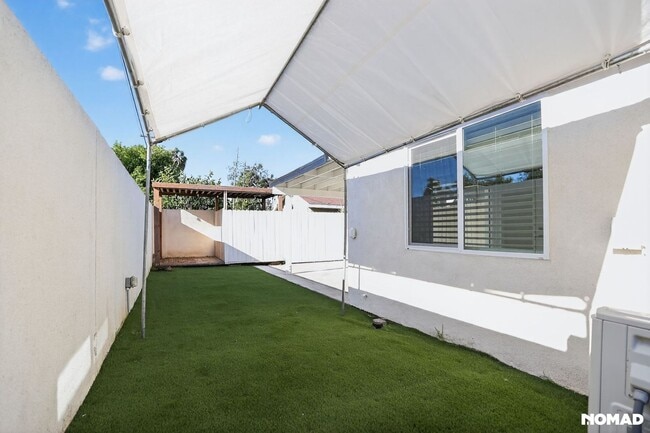 Photo - 212 E Florence Ave