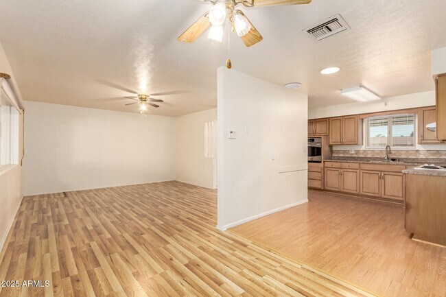 Photo - 6224 E Dallas St