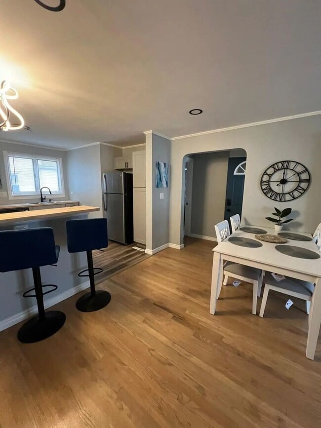 Photo - 2325 S 11th Ave