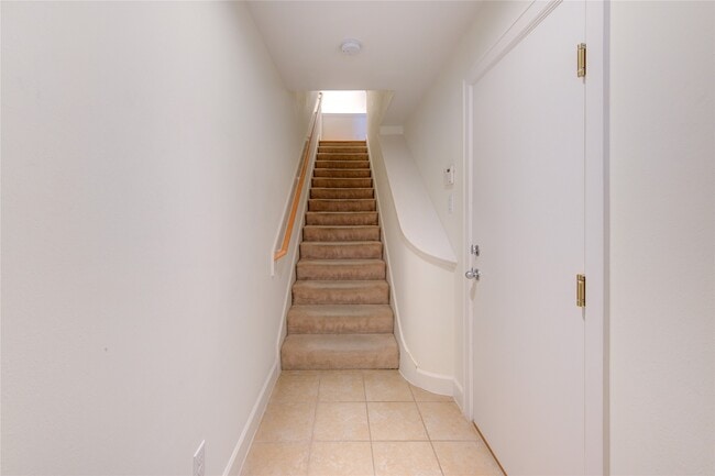 Photo - 2710 Hullsmith Dr Unidad 402