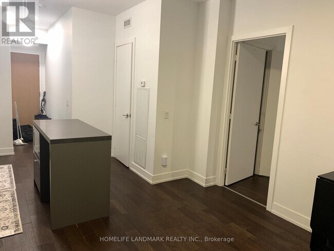 Photo - 7 Grenville St Unité 2701