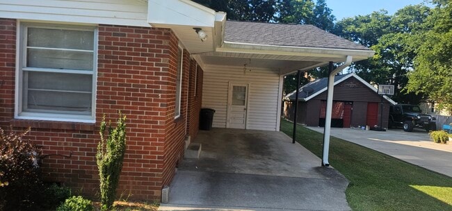Photo - 203 Nokes Dr