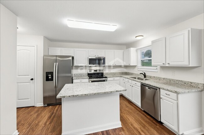 279 Rolling Acre Dr